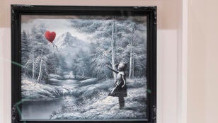 Imagen de la obra 'Ni&ntilde;a con globo' de Banksy