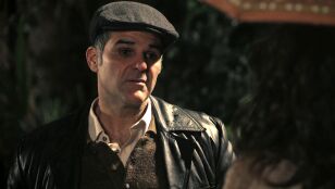 &Aacute;lvaro amenaza a Beatriz con revelar el secreto de Gabriel: &ldquo;O afloja la cartera o todo el mundo sabr&aacute; que est&aacute; casado contigo&rdquo;