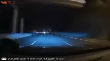 Muere un conductor 'kamikaze' en la autovía de Marbella tras chocar contra otro coche Muere un conductor 'kamikaze' en la autovía de Marbella tras chocar contra otro coche