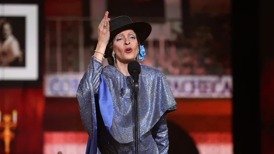 Leonor Lavado homenajea a Estrellita Castro con ‘Mi jaca’ Leonor Lavado homenajea a Estrellita Castro con ‘Mi jaca’