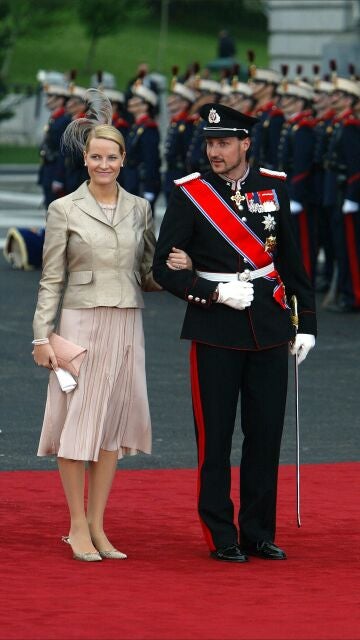 Mette-Marit de Noruega en la boda de Felipe y Letizia