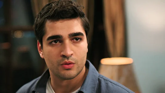 Esta noche en Una nueva vida: Ferit recibe una propuesta que puede destruir a los Korhan Esta noche en Una nueva vida: Ferit recibe una propuesta que puede destruir a los Korhan