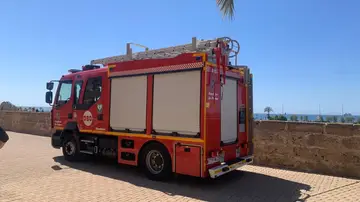Bomberos de Palma y de Barcelona y el SAMU 061 realizan una formación de rescate en altura en la Catedral Bomberos de Palma y de Barcelona y el SAMU 061 realizan una formación de rescate en altura en la Catedral