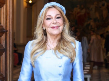 Ana Obreg&oacute;n en la boda de Marta Garc&iacute;a Obreg&oacute;n