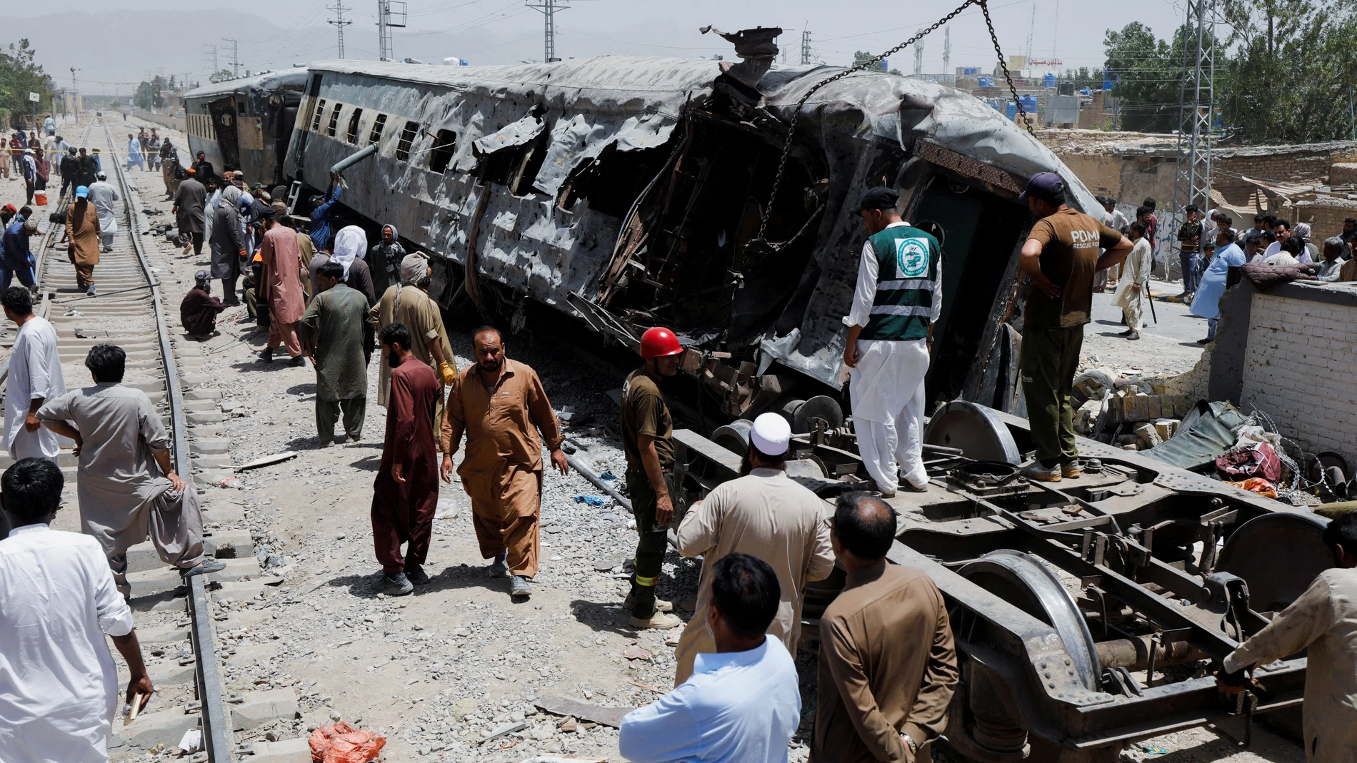Tren accidentado en Quetta, Pakistán Tren accidentado en Quetta, Pakistán