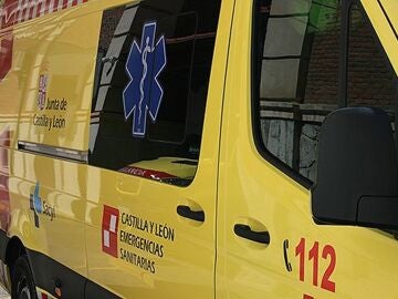 Ambulancia de 112 Emergencias Sanitarias de Castilla y Le&oacute;n