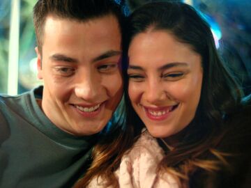 La promesa eterna de Kaya a Zerrin: "Compr&eacute; este anillo el d&iacute;a que me enamor&eacute; de ti"