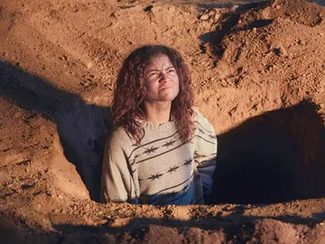 Zendaya como Rue en la temporada 3 de Euphoria Zendaya como Rue en la temporada 3 de Euphoria