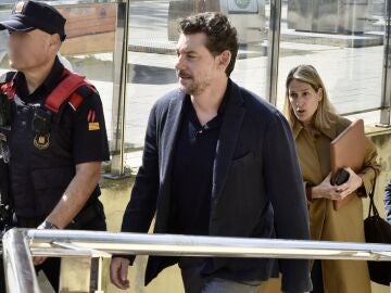 Jonathan Andic deja la vicepresidencia de Mango y asegura que la acusaci&oacute;n contra &eacute;l es "injusta e infundada"
