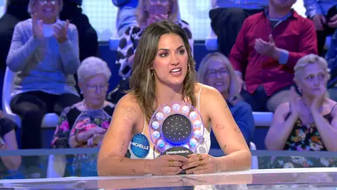 El ‘parto’ de Michelle Calvó en La Pista: ¡con lo fácil que Roberto Leal le pone la canción! El ‘parto’ de Michelle Calvó en La Pista: ¡con lo fácil que Roberto Leal le pone la canción!