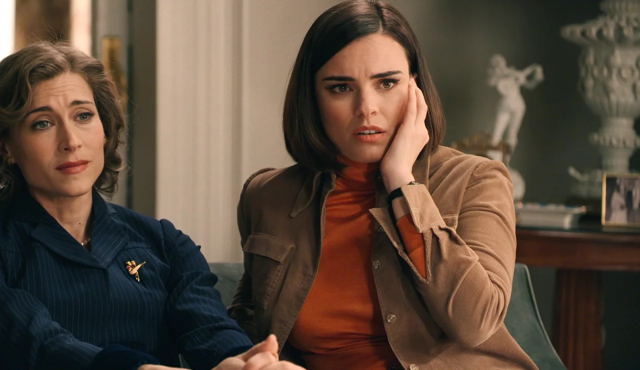 Fina se pone nerviosa tras saber que Bianca la ha llamado, ¿le contará a Marta quién es esa misteriosa mujer?