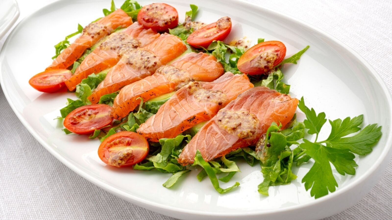 Receta de ensalada de salmón marinado, de Karlos Arguiñano: 