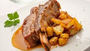 Costilla de ternera guisada, de Karlos Argui&ntilde;ano: "Este guiso es el colmo de la sencillez"