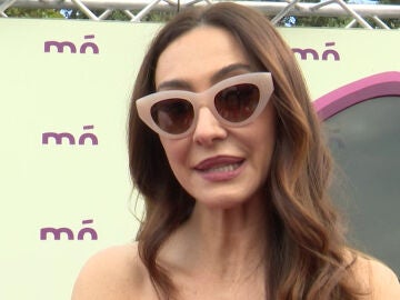 Roc&iacute;o Mart&iacute;n Berrocal atendiendo a los medios