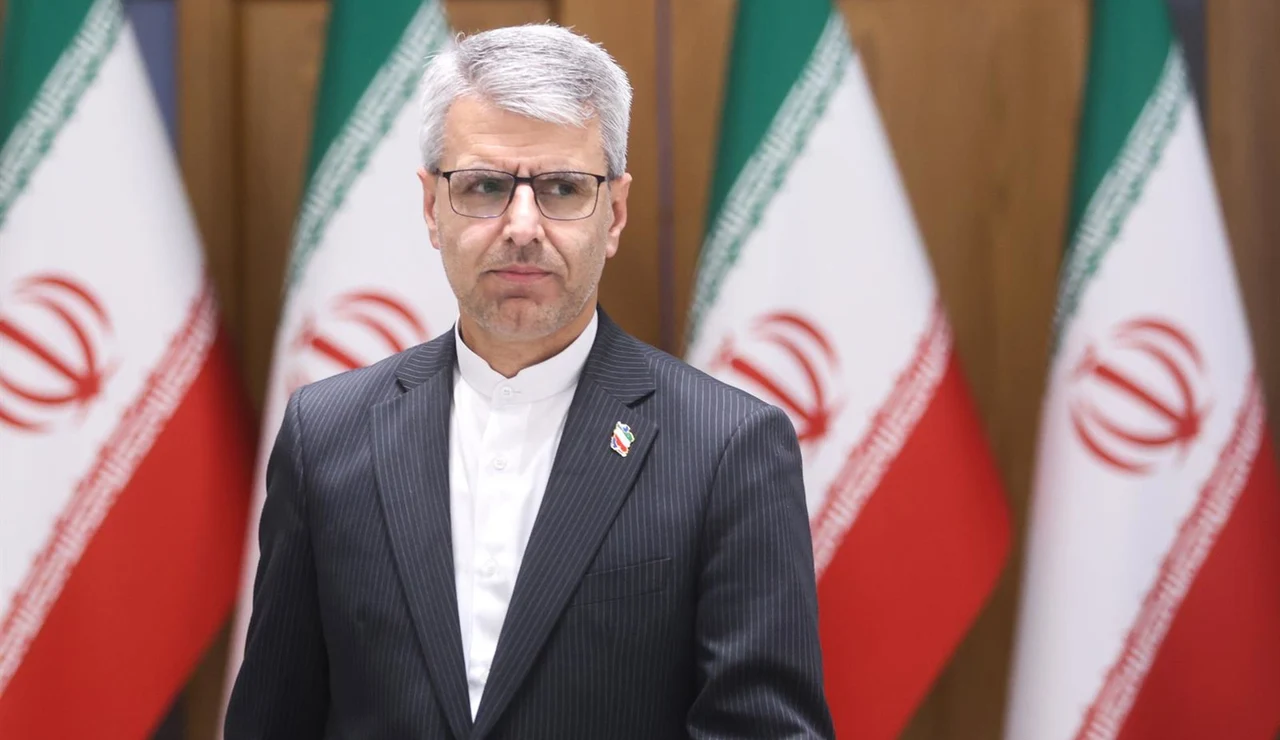 Irán condena la "retórica amenazante" de EEUU contra Omán tras la advertencia de sanciones