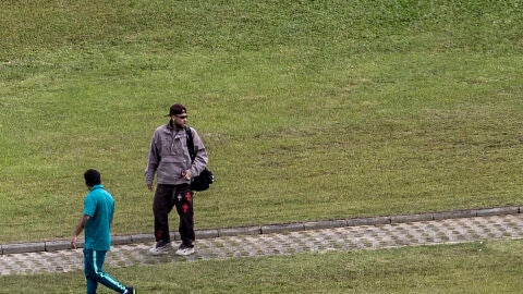 Neymar Jr. a su llegada al centro de entrenamiento en Teres&oacute;polis
