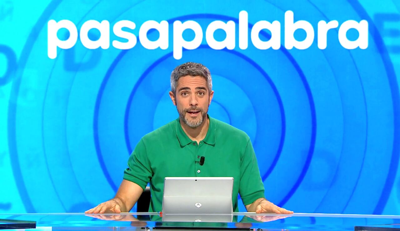&ldquo;Me est&aacute;is recordando a Rosa y Manu&rdquo;: el motivo que pone nost&aacute;lgico a Roberto Leal en Pasapalabra