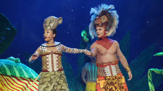 Momento mágico: J Kbello recrea el Musical ‘El Rey León’ en el plató de Tu cara me suena Momento mágico: J Kbello recrea el Musical ‘El Rey León’ en el plató de Tu cara me suena