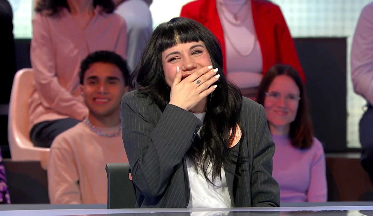“Qué sufrimiento”: Angy Fernández sufre un divertido ataque de hipo en pleno Pasapalabra