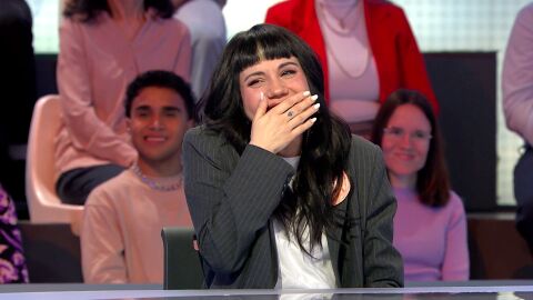 &ldquo;Qu&eacute; sufrimiento&rdquo;: Angy Fern&aacute;ndez sufre un divertido ataque de hipo en pleno Pasapalabra