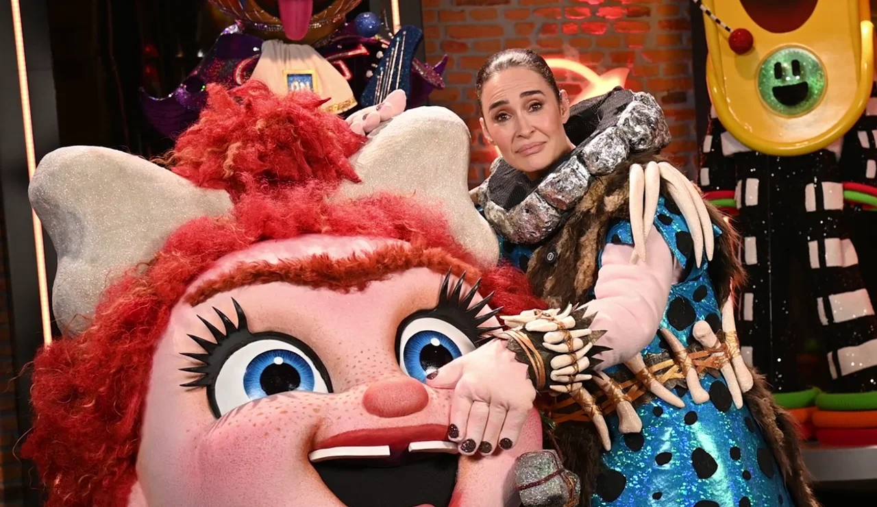 Vicky Martín Berrocal como Troglodita