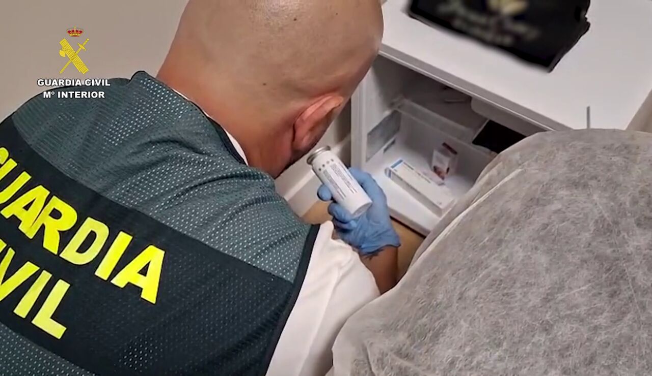 Detenidas nueve personas por usar medicaci&oacute;n y productos de est&eacute;tica ilegales en varias provincias
