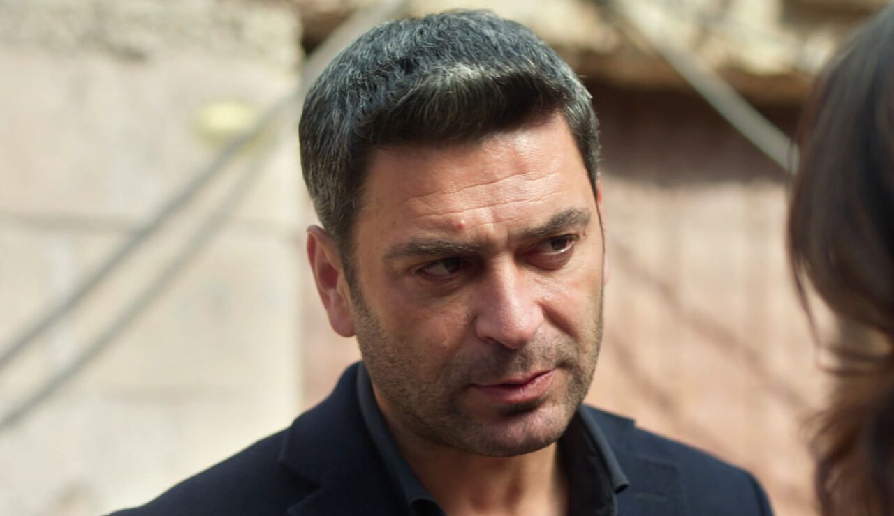 Ciham rechaza divorciarse de Alya
