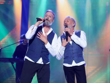 Jesul&iacute;n de Ubrique y Rafa de La Uni&oacute;n llenan el plat&oacute; de recuerdos con &lsquo;Vuelve el amor&rsquo; 