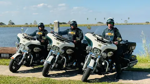 Policía de de la Oficina del Sheriff del Condado de Palm Beach Policía de de la Oficina del Sheriff del Condado de Palm Beach