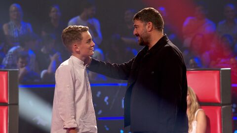 Antonio Orozco y Luis en La Voz Kids