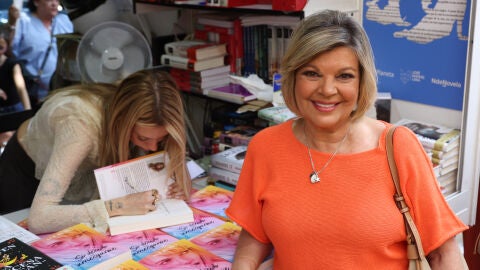 Alejandra Rubio y Terelu Campos en la Feria del Libro de Madrid