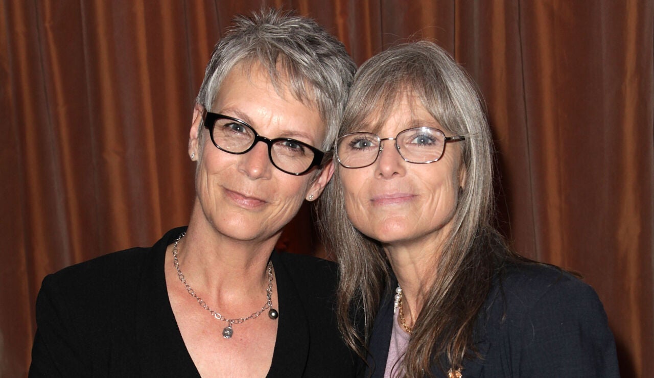 Jamie Lee Curtis y su hermana Kelly Curtis en 2012