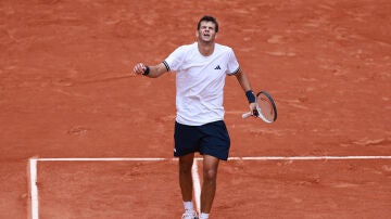 Rafa J&oacute;dar celebra un punto ante Pablo Carre&ntilde;o