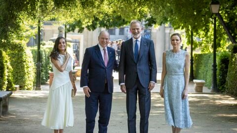  Reina Letizia, Alberto de Mónaco, rey Felipe y Charlène de Mónaco