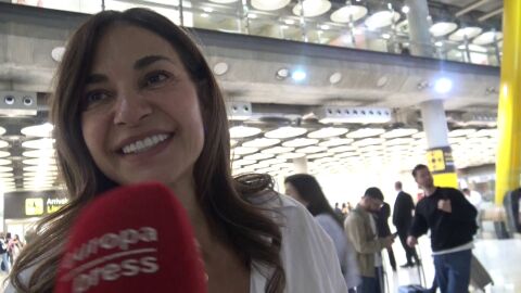 Mariló Montero haciendo declaraciones a la prensa