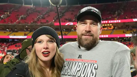 Taylor Swift y Travis Kelce Taylor Swift y Travis Kelce