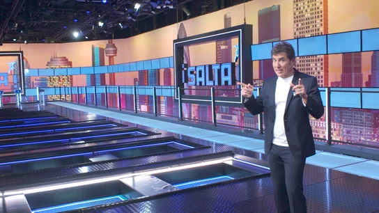 Tour por el impresionante plató de ¡Salta! con Manel Fuentes: "Esto da vértigo" Tour por el impresionante plató de ¡Salta! con Manel Fuentes: "Esto da vértigo"