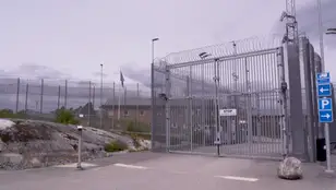 valla de una cárcel en Suecia