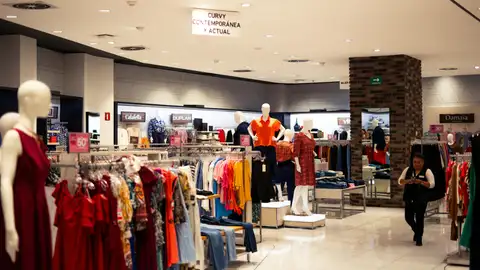 Tienda de ropa de rebajas Tienda de ropa de rebajas