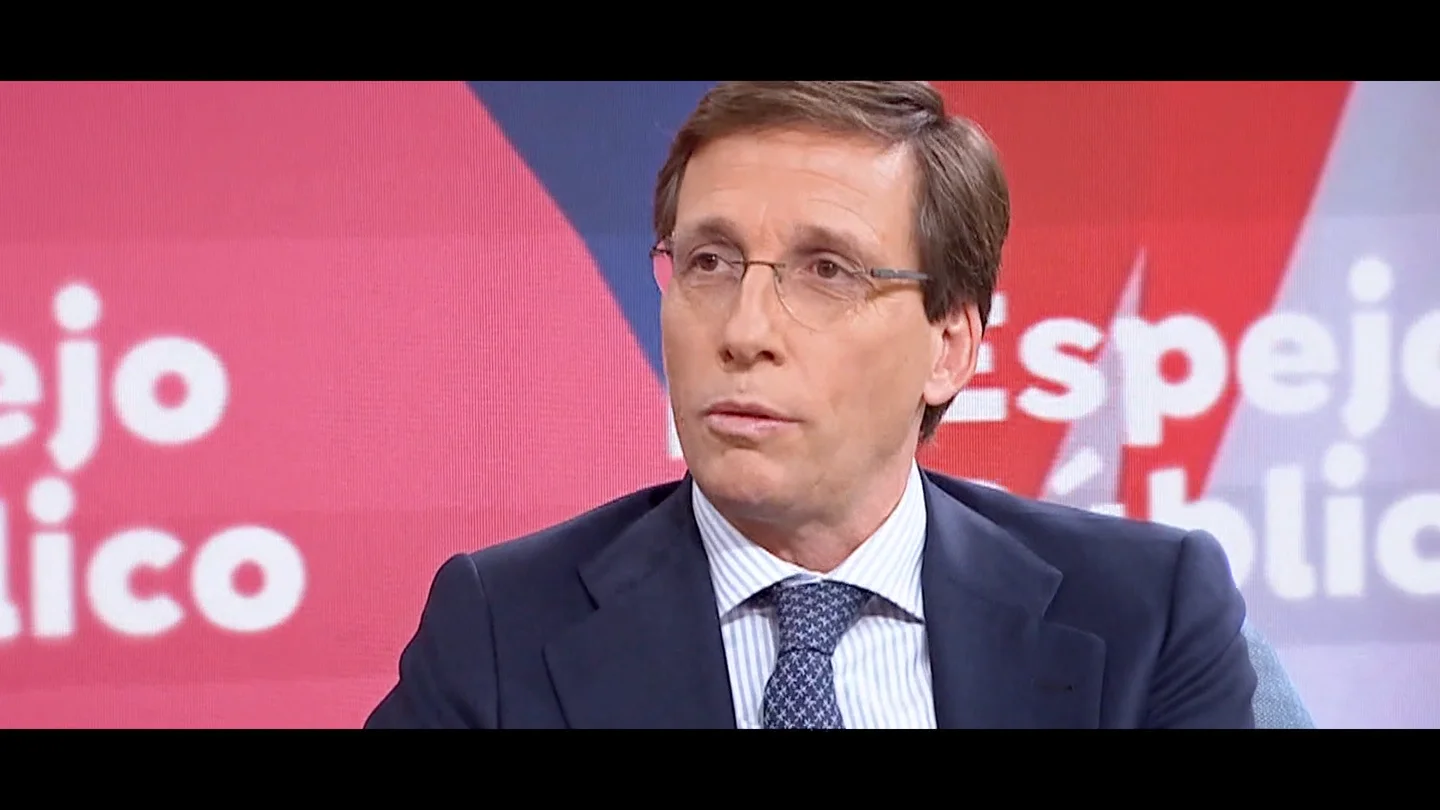 Martínez- Almeida Martínez- Almeida