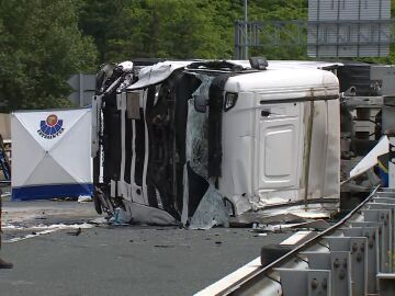 Cami&oacute;n accidentado