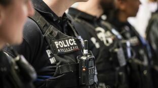 Polic&iacute;a francesa