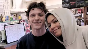 Selfie de Tom Holland y Zendaya Selfie de Tom Holland y Zendaya