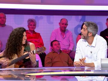 Nya de la Rubia emociona con su voz, su guitarra y una versi&oacute;n especial de &lsquo;Me quedo&rsquo; para Pasapalabra