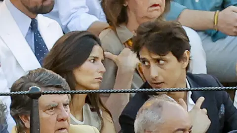 Tana Rivera y Roca Rey en la plaza de toros Tana Rivera y Roca Rey en la plaza de toros
