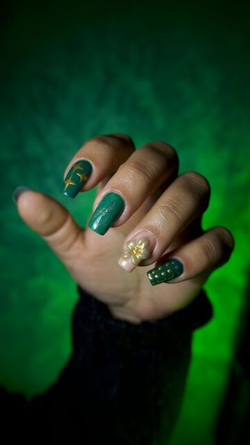 Uñas con diseño 3D