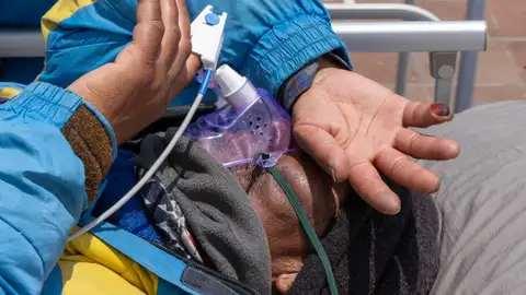 El guía nepalí Hillary Dawa Sherpa El guía nepalí Hillary Dawa Sherpa