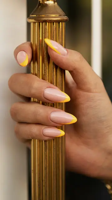Uñas stiletto pintadas Uñas stiletto pintadas