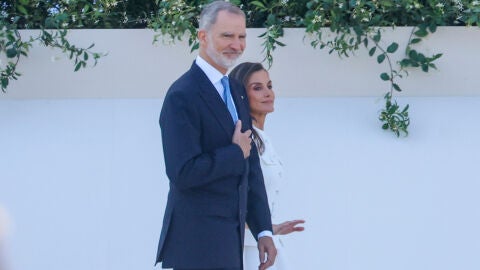 Los reyes Felipe y Letizia acuden a la misa de León XIV