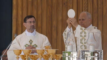 El papa Le&oacute;n XIV oficia la misa del Corpus Christi